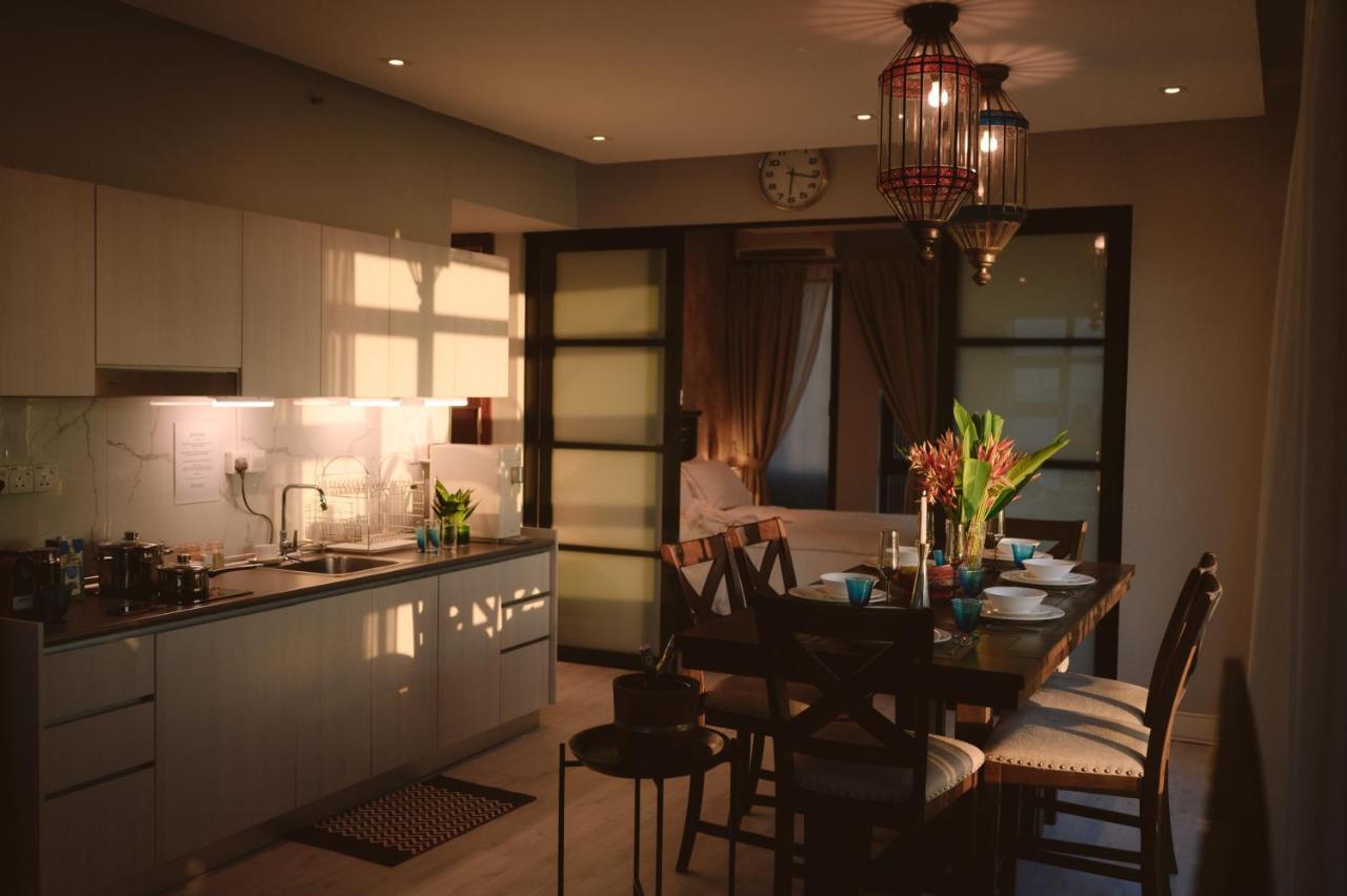 Petronella Suites Apartment @ Jesselton Quay Kota Kinabalu Luaran gambar