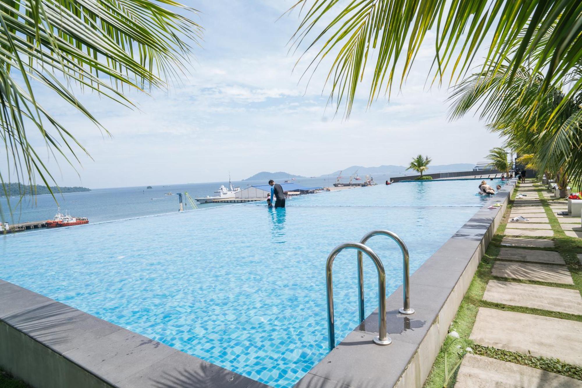 Petronella Suites Apartment @ Jesselton Quay Kota Kinabalu Luaran gambar